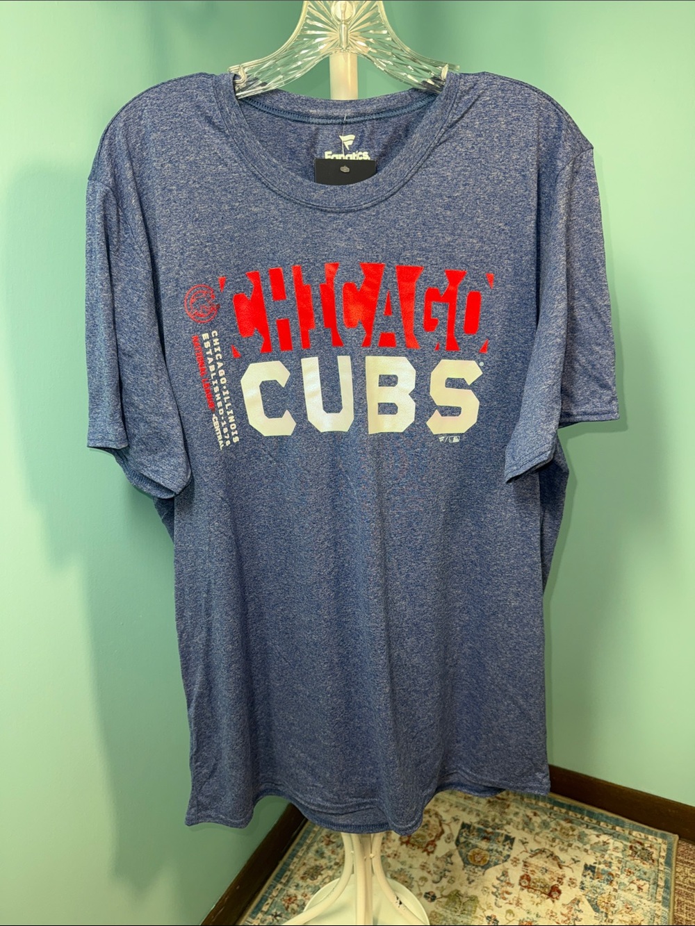 Men’s XL Sold Out Fanatics Blue Heather Chicago Cubs Short Sleeve Tee NWT